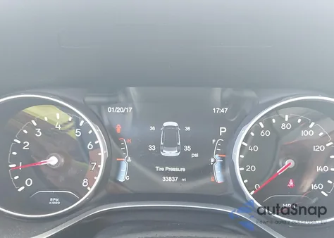 2019 Jeep Compass Sun And Wheel Fwd из США, поврежденный, VIN 3C4NJCBB1KT636564